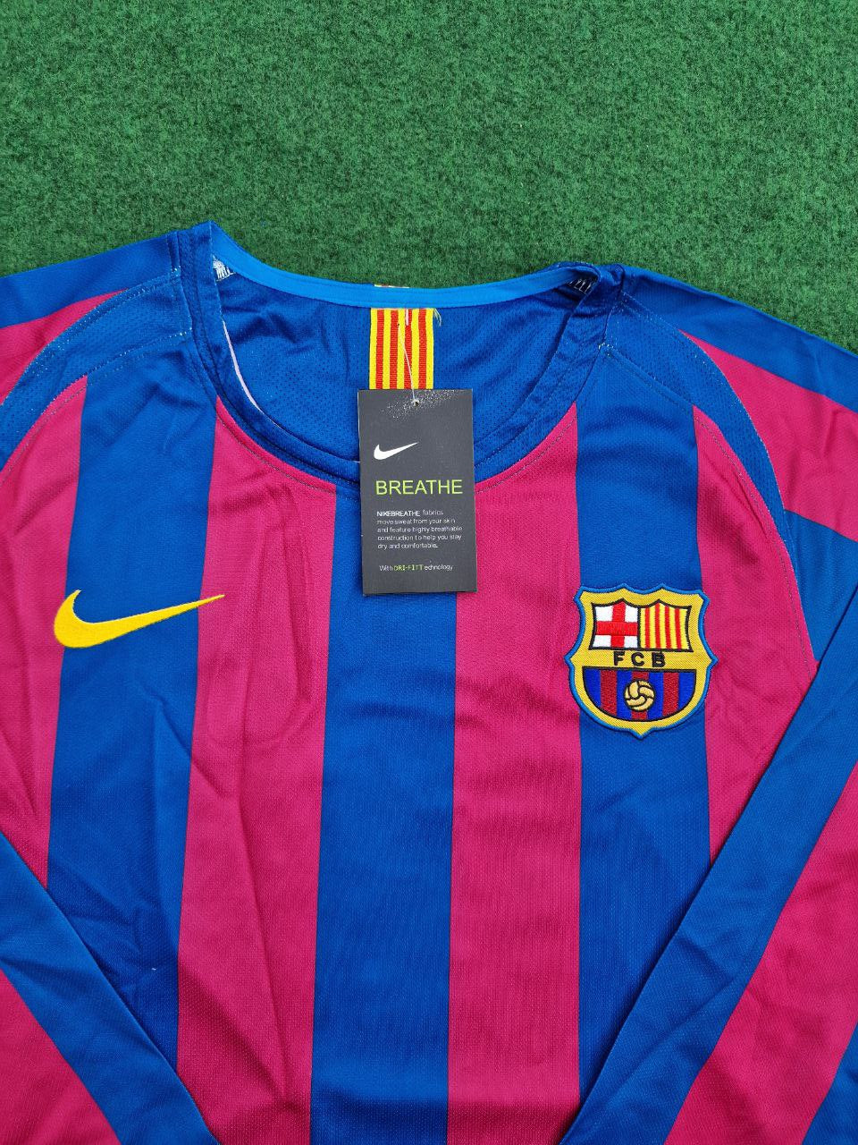 Barcelona 2014 Retro Jersey – Andres Iniesta