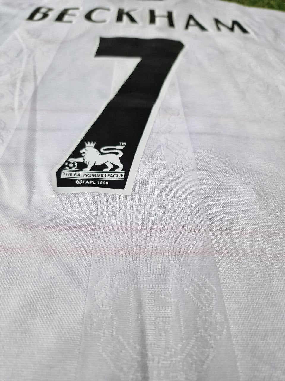 David Beckham Manchester United White Retro Football Jersey