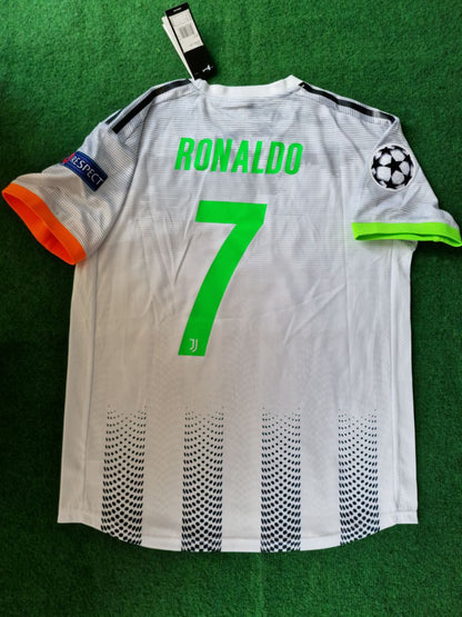 Cristiano Ronaldo 7 – Juventus 2019-20 Heimtrikot | Retro-Kit | Maillot | Trikot