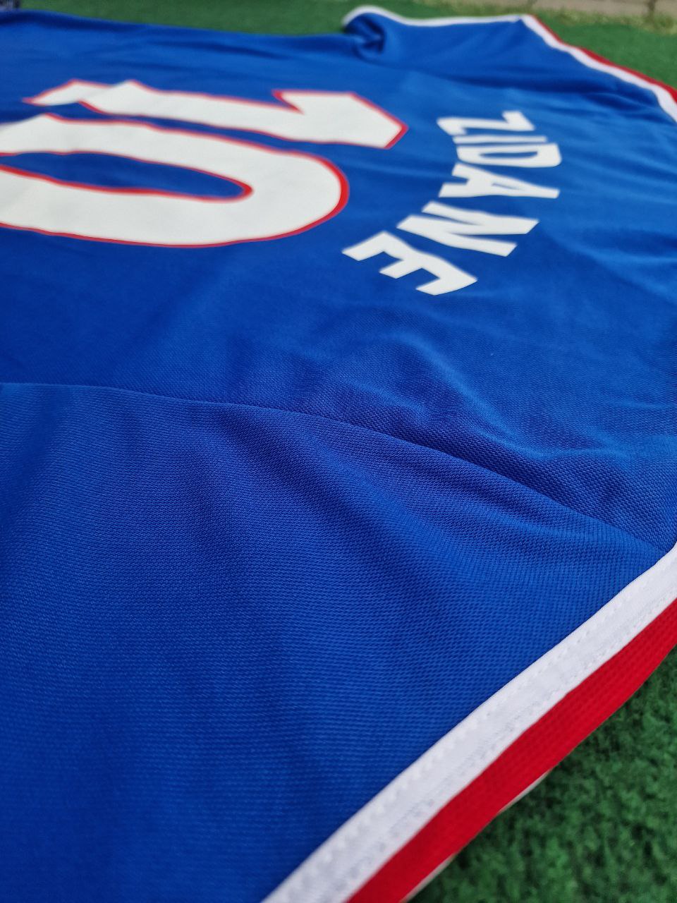 Zinedine Zidane France EURO 2000 2002 Retro Football Jersey