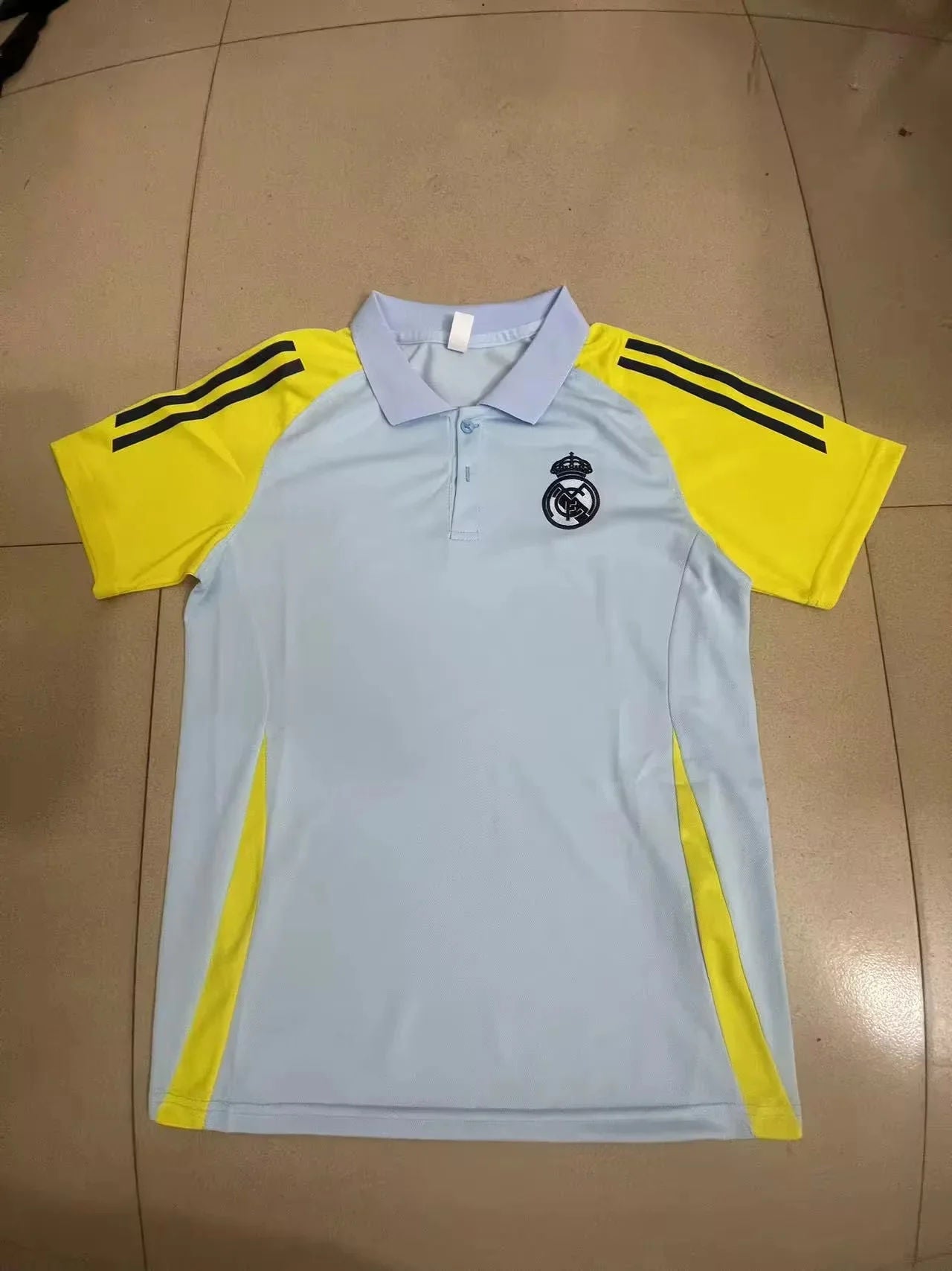 Real Madrid New Polo Neck Polokragen Tshirt