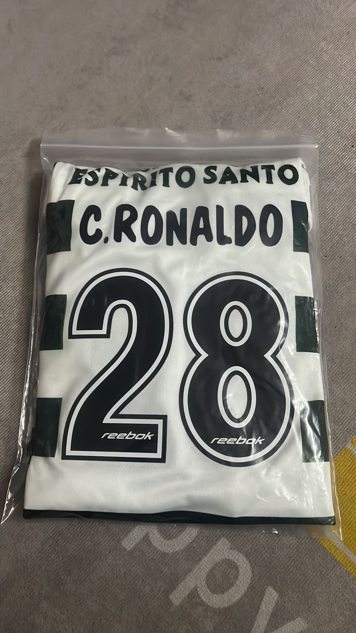 Cristiano Ronaldo Sporting CP Lissabon Kinder Trikot Set Nummer 28 Vintage