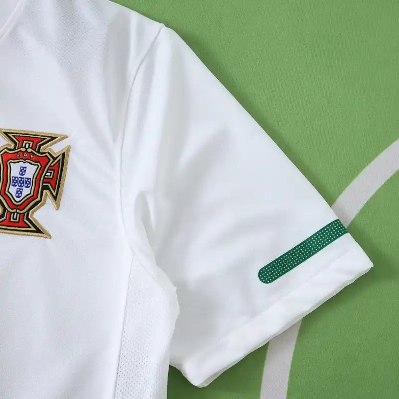 Maillot de foot rétro Portugal 2010 extérieur blanc