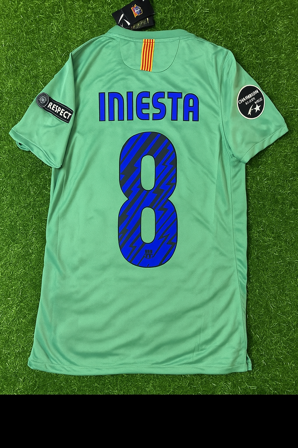 Barcelona 2011/12 Blue Red Home Retro Jersey – Andres Iniesta 8