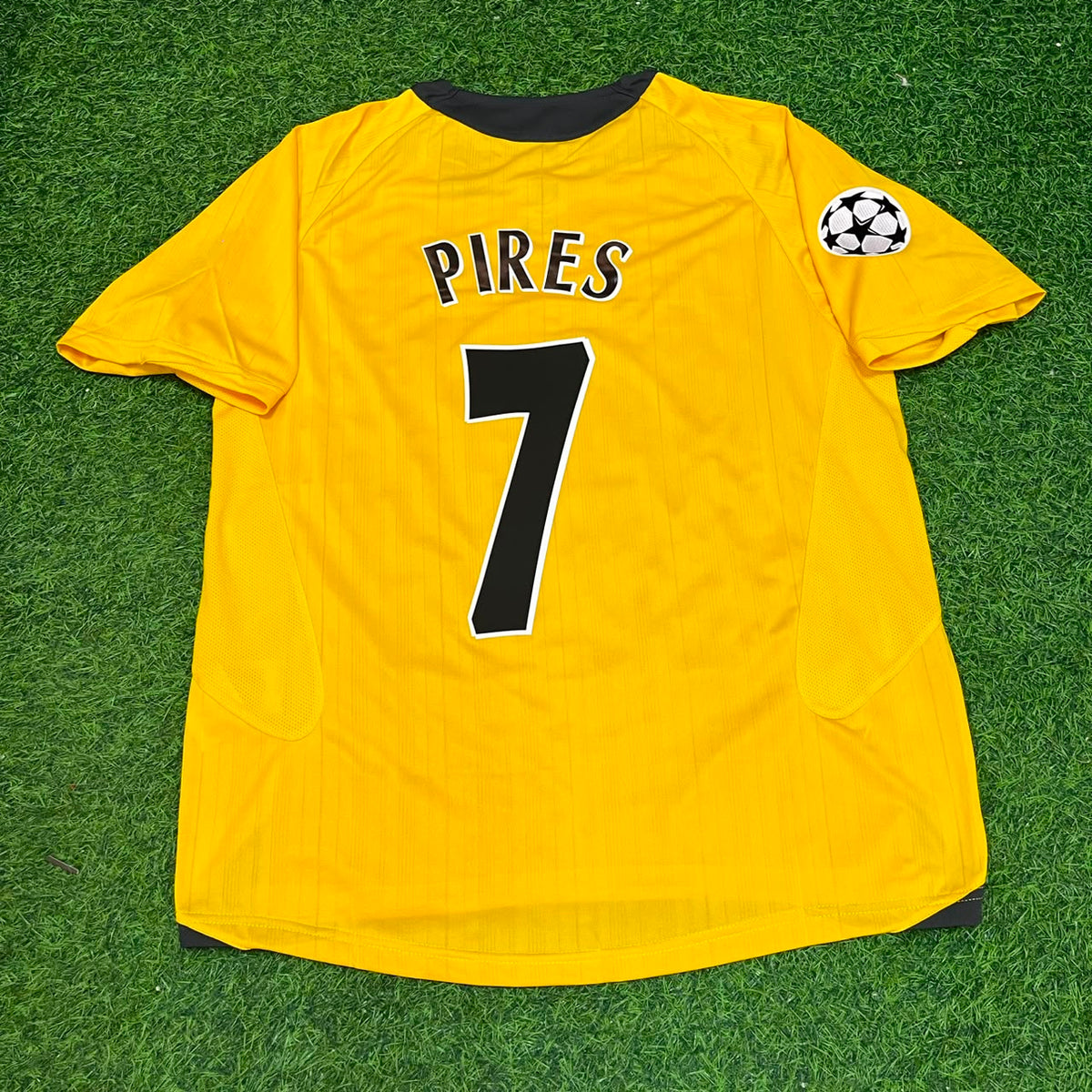 Robert Pires 7 - Arsenal 2005/06 Maillot Rétro Jaune Trikot Maillot Maglia