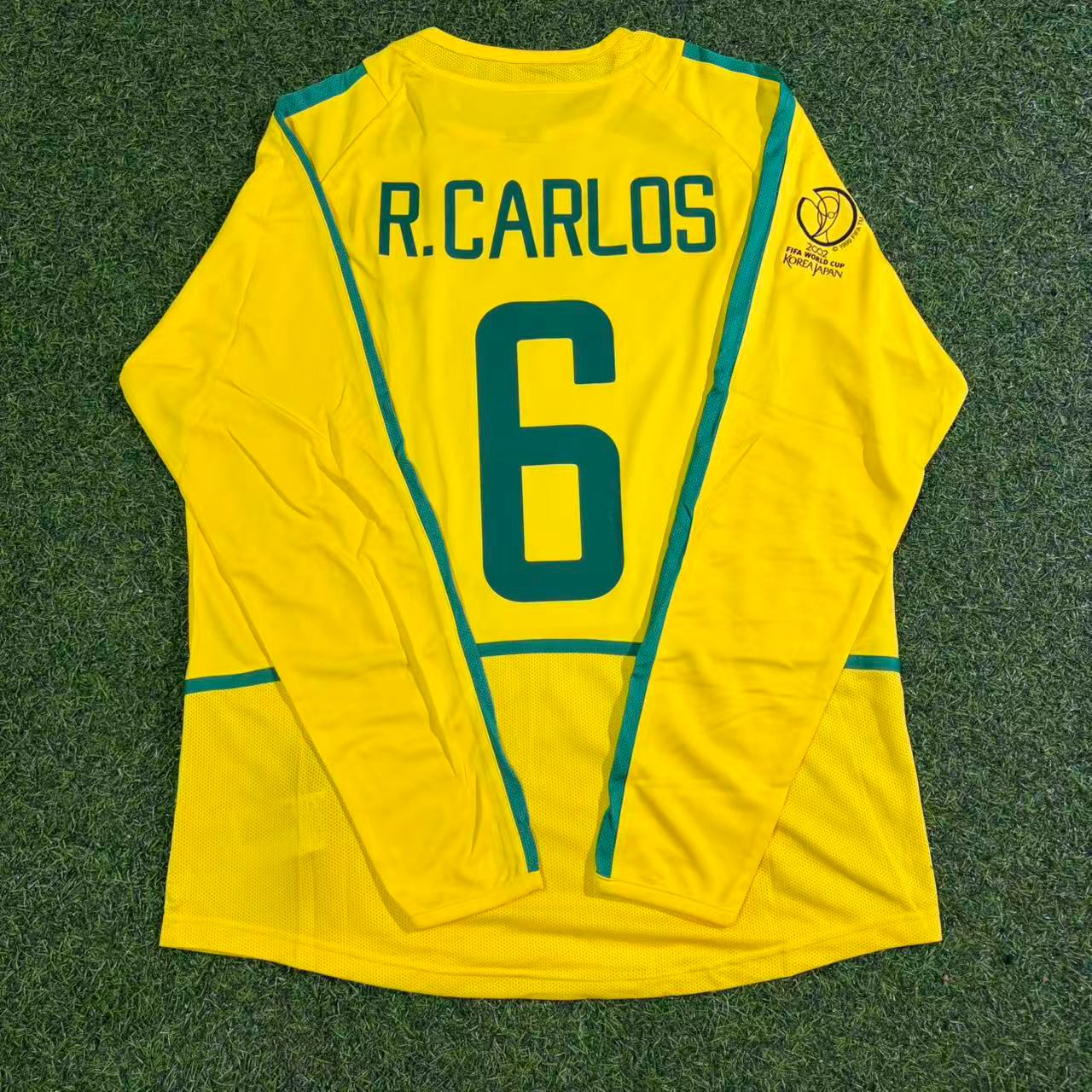 Roberto Carlos Brazil 2002 World Cup Final Yellow Long Sleeve Retro Football Jersey