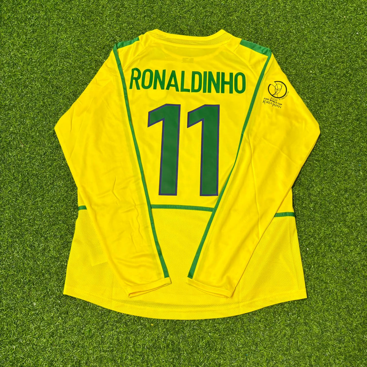 Ronaldinho Brazil 2002 World Cup Final Yellow Long Sleeve Retro Football Jersey