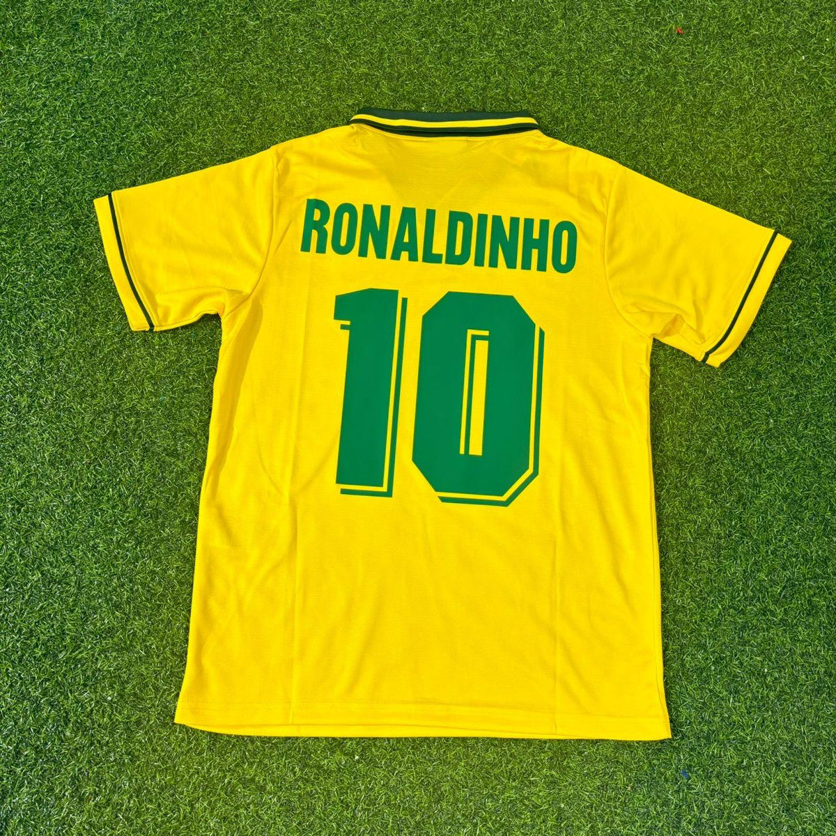 Camiseta de fútbol retro de Brasil Ronaldinho #10