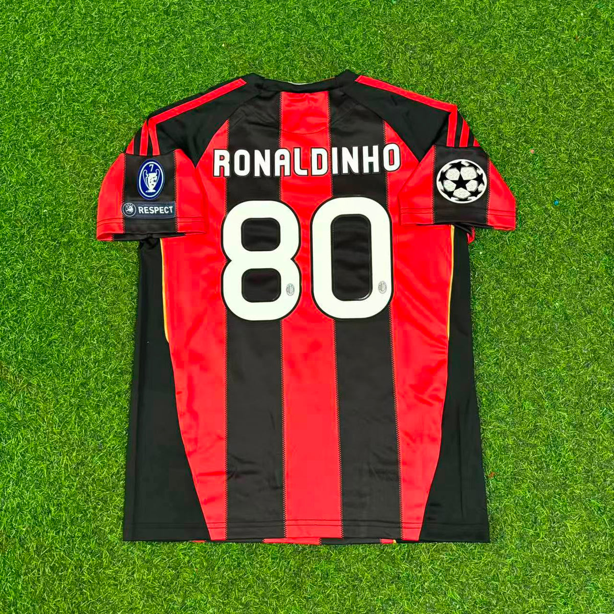 Ronaldinho Gaucho 10 - Milan 2010/2011 Camiseta Retro Local para Niños Trikot