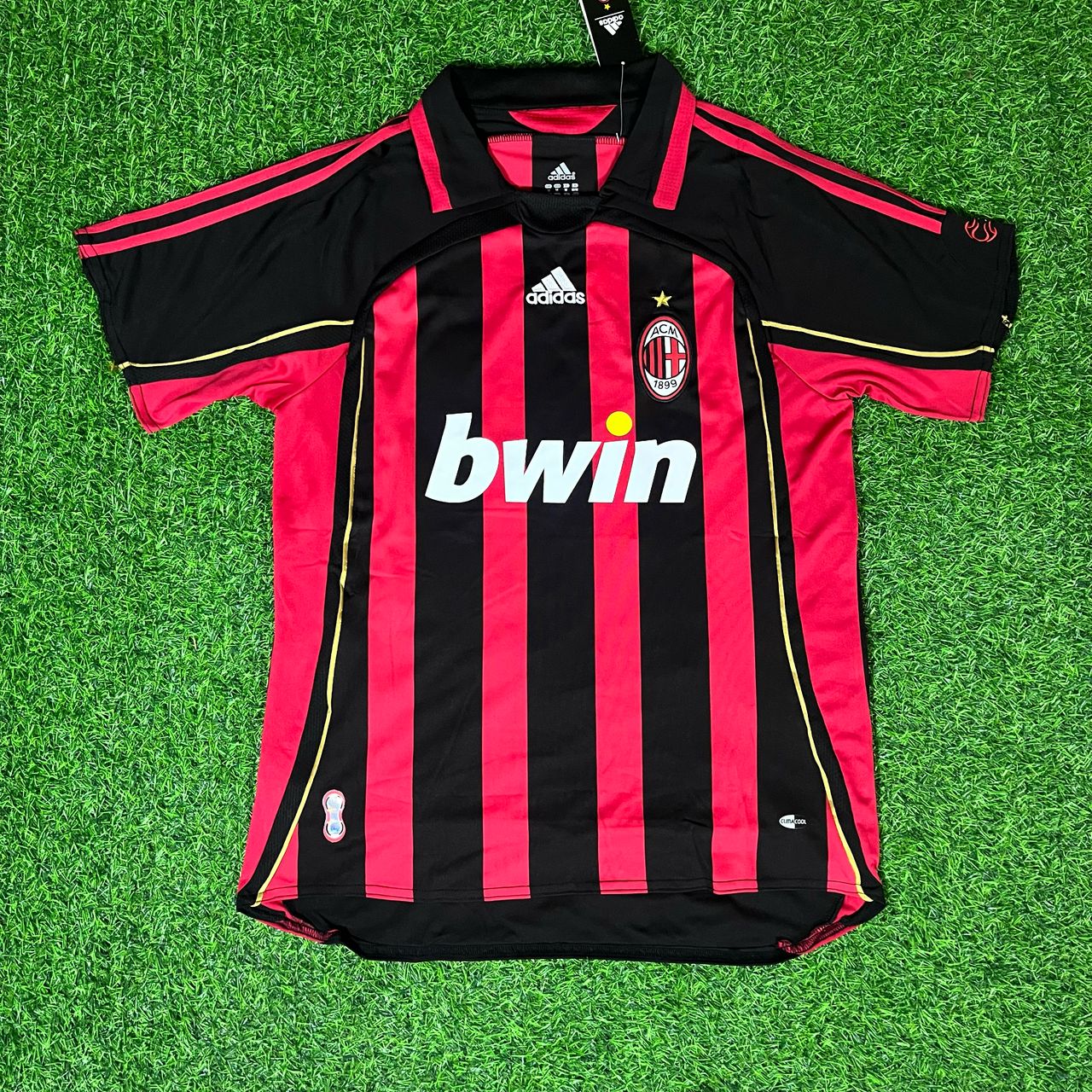 Ronaldinho Gaúcho 80 – Milan 2008-2009 Heim Retro Trikot Maillot Fußball Shirt