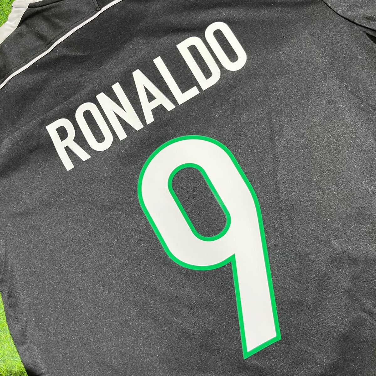 Tenue de football rétro Ronaldo Nazario Brésil noir