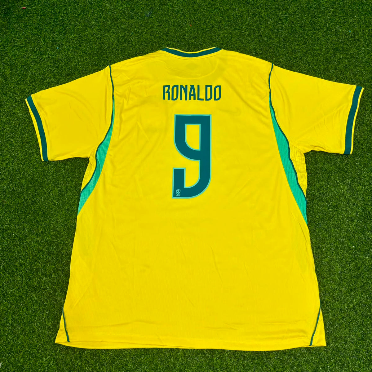 Ronaldo Nazario Brazil Commemorative Special Retro Football Jersey Kit
