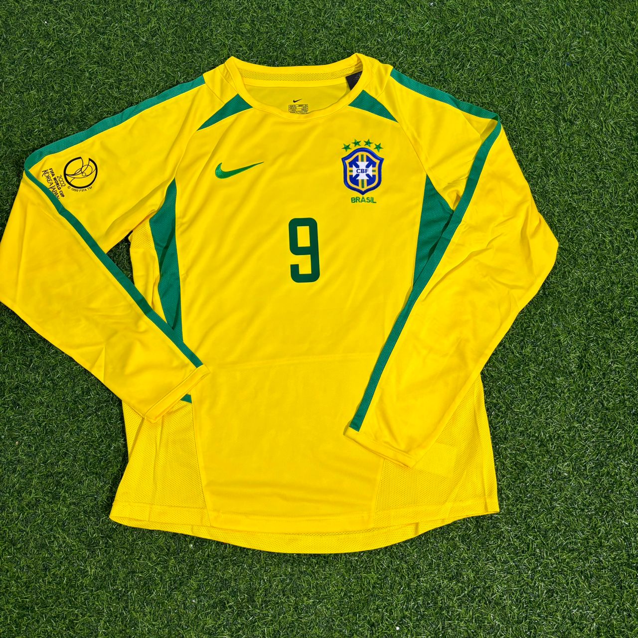 Ronaldo Nazário Brazil 2002 World Cup Final Yellow Long Sleeve Retro Football Jersey