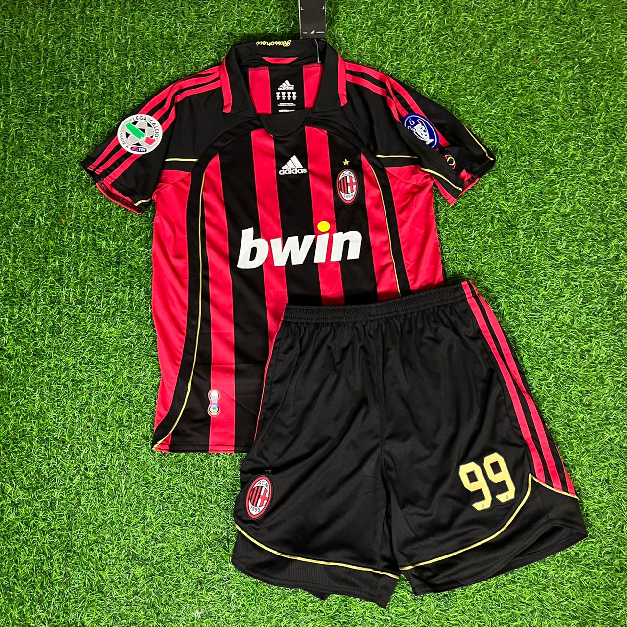 Ronaldo Nazario R9 El Fenomeno AC Milan 2007 Kids Children Home Retro Jersey