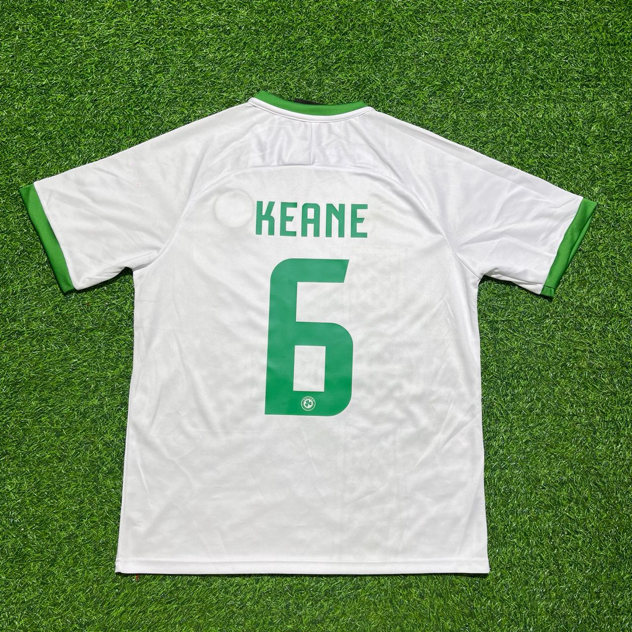 Roy Keane 6 – Irland Vintage Special Edition weißes Fußballtrikot