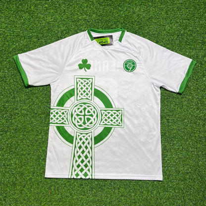 Roy Keane 6- Ireland Vintage Special Edition White Football Jersey Kit