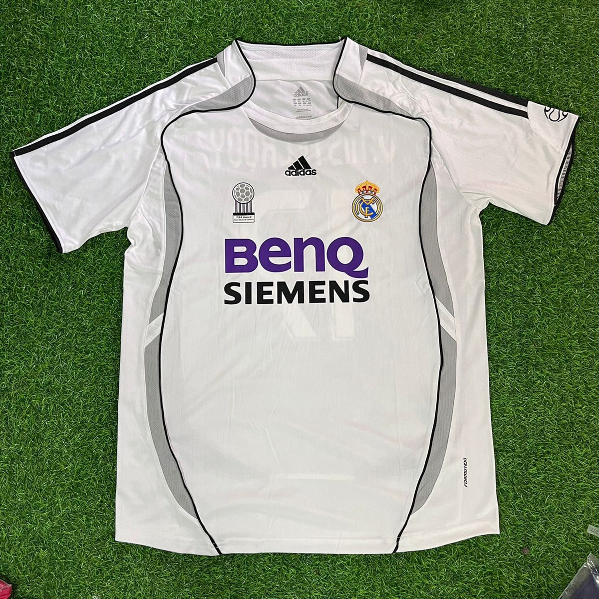 Ruud van Nistelrooy 17 – Real Madrid 2006–2007 Home Kit Jersey – | Trikot | Maillot Soccer Shirt