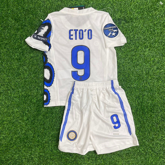 Samuel Eto’o Inter 2010–2011 White Dragon Retro Kids Football Jersey Kit