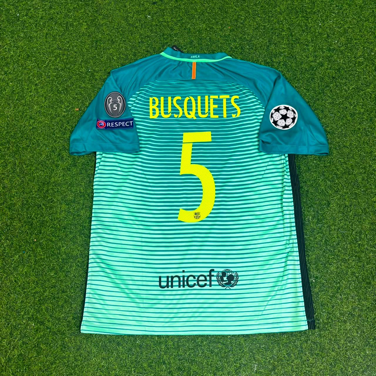 Sergio Busquets #5 Barcelona 2016/17 Auswärtstrikot Retro Trikot Maillot Fußballtrikot