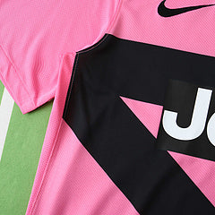 Claudio Marchisio Juventus Pink Black 2012 2013 Season Retro Maglia Jersey Kit Trikot Maillot Soccer Shirt