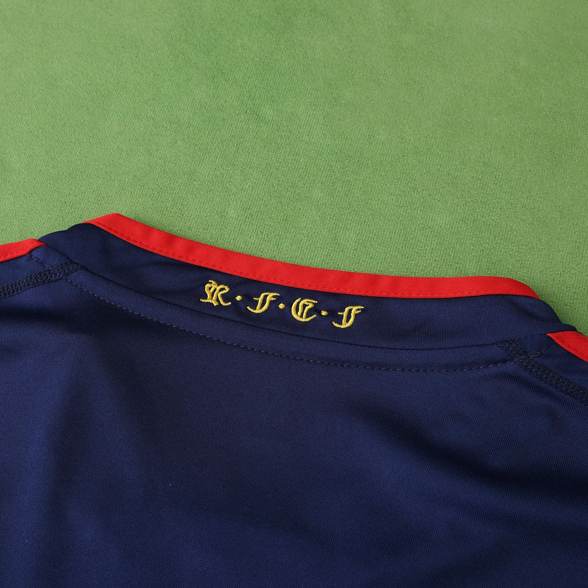Spain 2010 World Cup Fernando Torres Retro Kids Football Jersey detail view