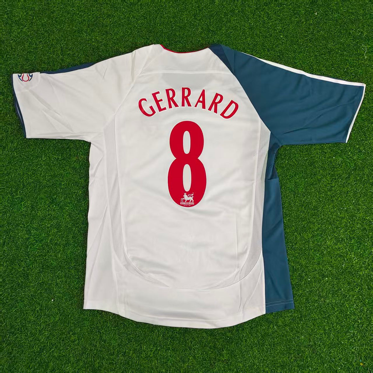 Maillot Rétro Blanc Liverpool 2006 2007 Steven Gerrard
