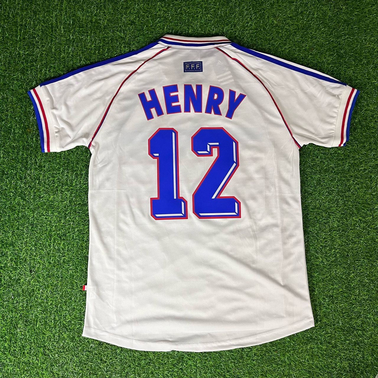 Thierry Henry – Frankreich 1998 Weltmeisterschaft Weißes Retro-Trikot – | Trikot | Maillot Retro
