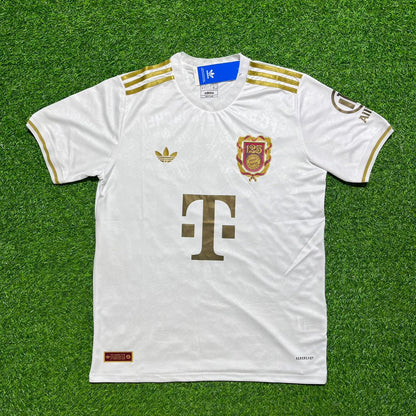 Maillot blanc édition spéciale 125e anniversaire du Bayern Munich – Bastian Schweinsteiger 31