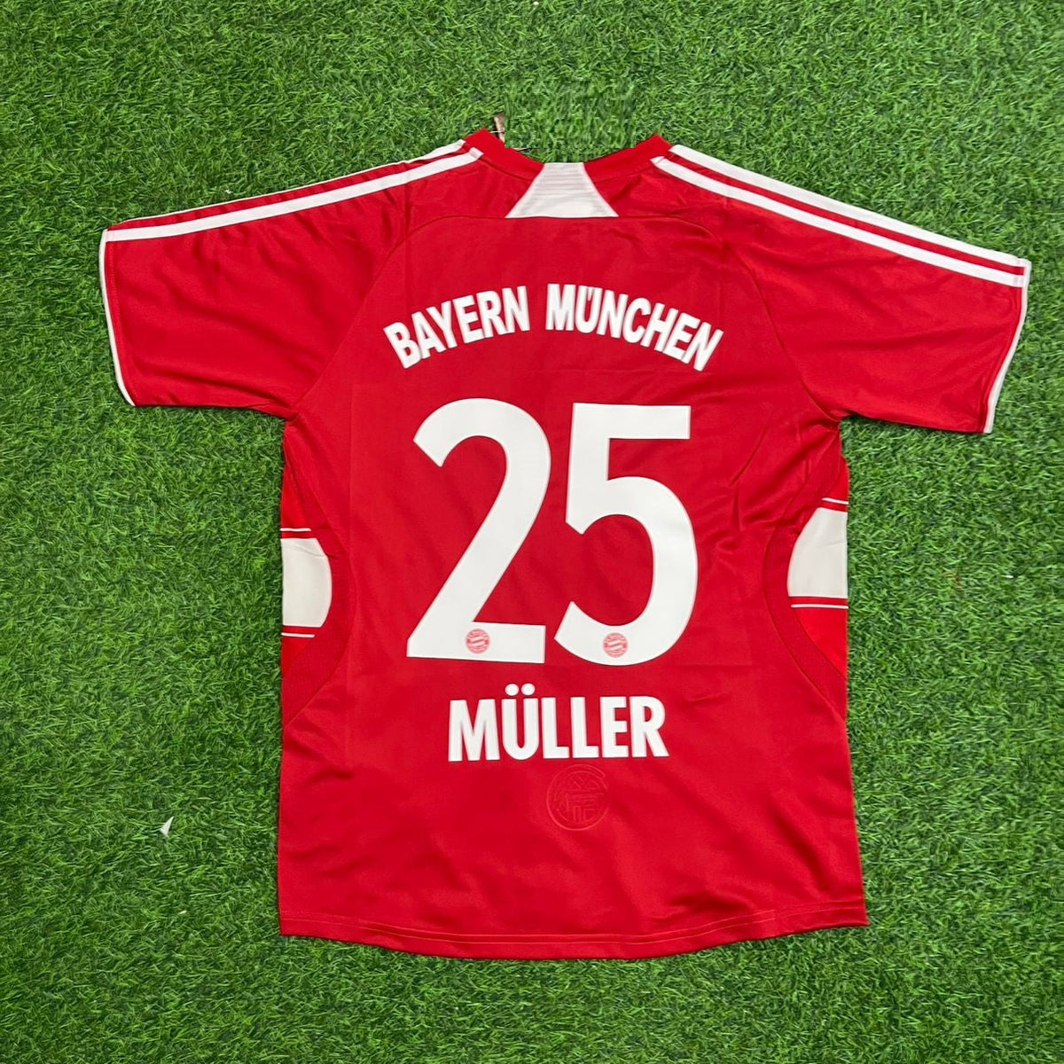 Tenue de football rétro Thomas Müller Bayern Munich 2007–2009