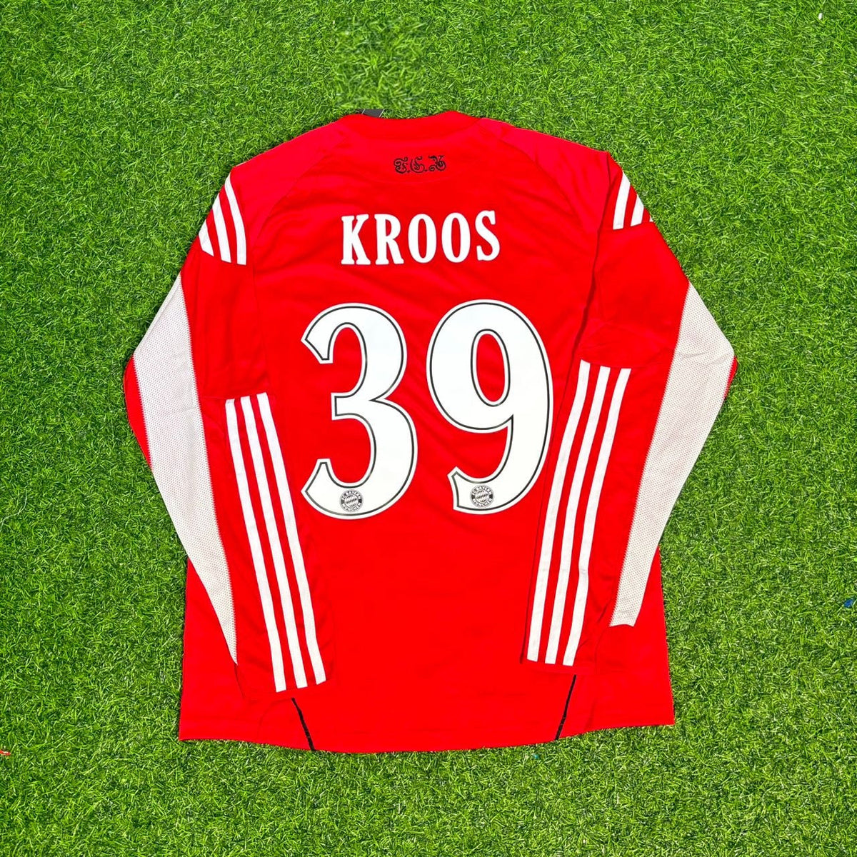 Toni Kroos FC Bayern Munich 2010/11 Red Retro Trikot Jersey Trikot Soccer Shirt