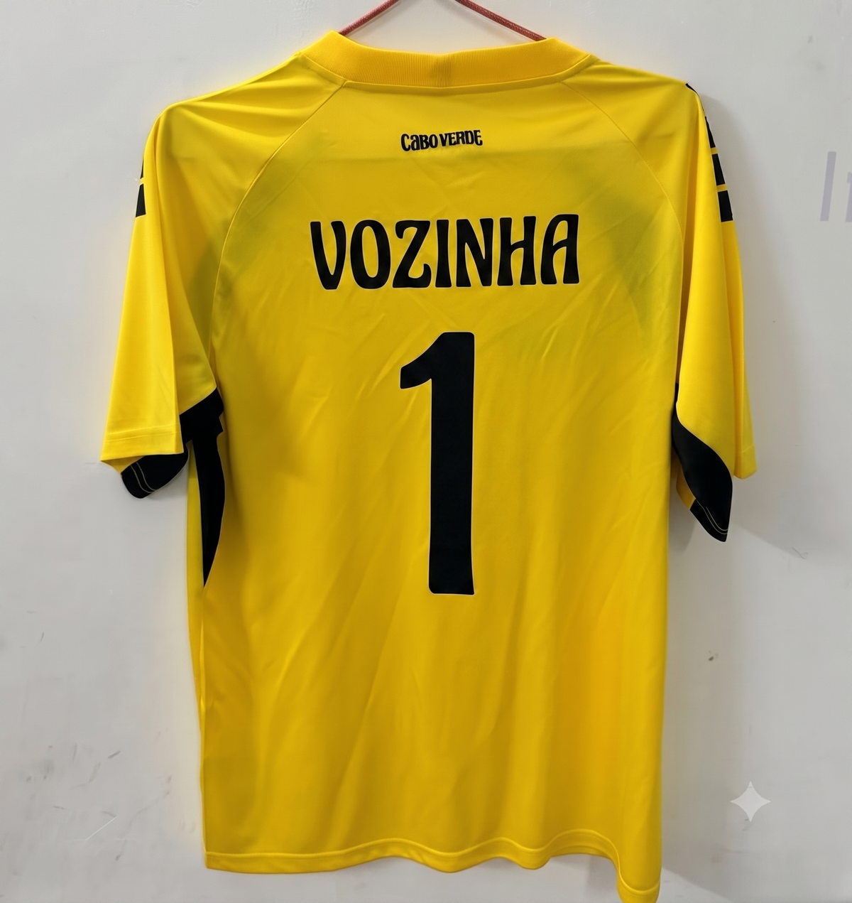 Vozinha Torwart Kap Verde Fußballtrikot WM 2026