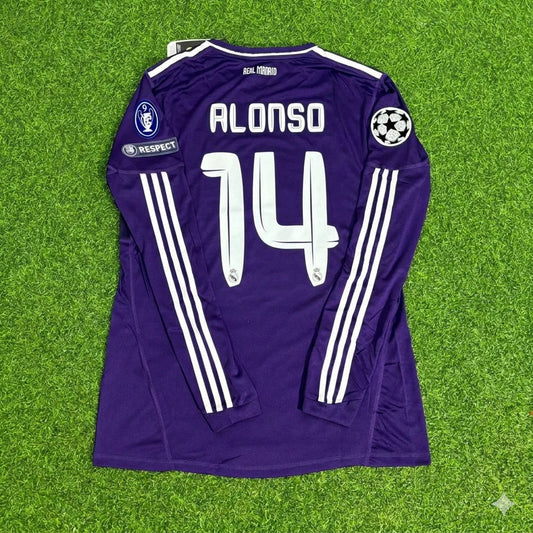 Xabi Alonso 14 – Real Madrid 2010/2011 lila Langarm-Fußballtrikot