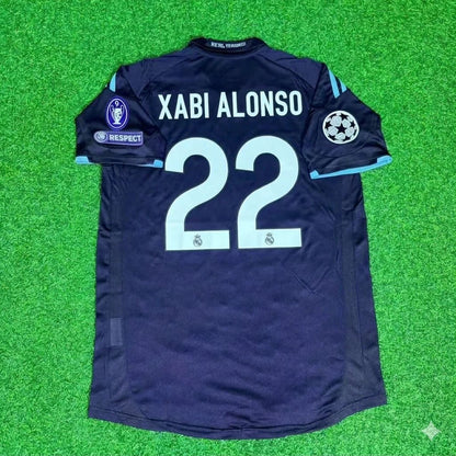 Xabi Alonso 22- Real Madrid 2009/2010 Away Retro Football Jersey Kit