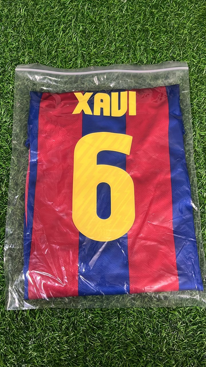 Xavi Hernandez Barcelona 2010/11 Kids Kit Kindertrikot Maillot Enfant Kindertrui Soccer Shirt