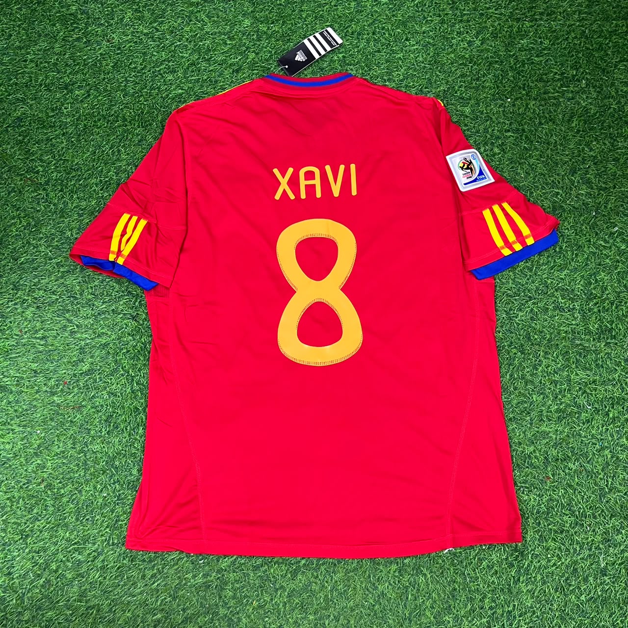 Xavi Hernandez 8 – Spain 2010 World Cup Retro Kit Jersey – | Trikot | Maillot Soccer Shirt