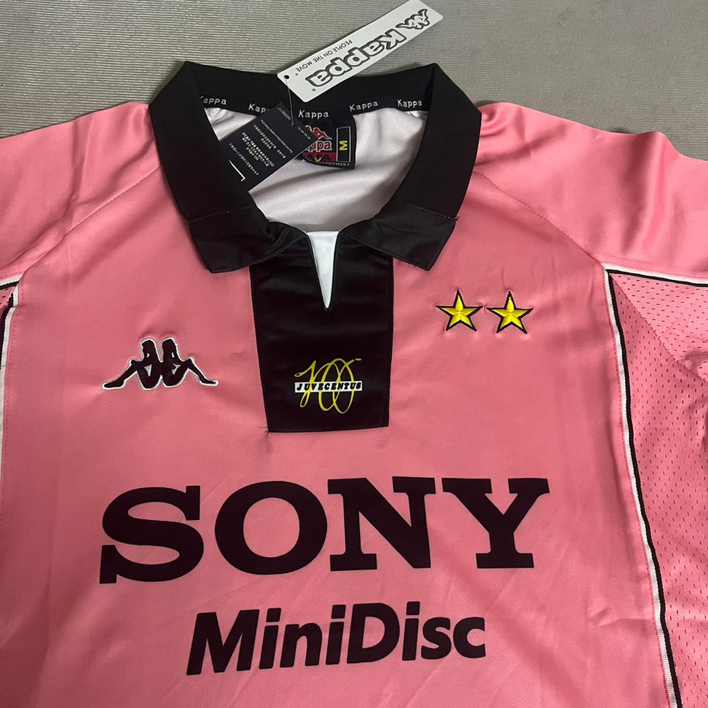 Zinedine Zidane – Juventus 1996-1998 Retro Pink Kit Jersey – | Trikot | Maillot