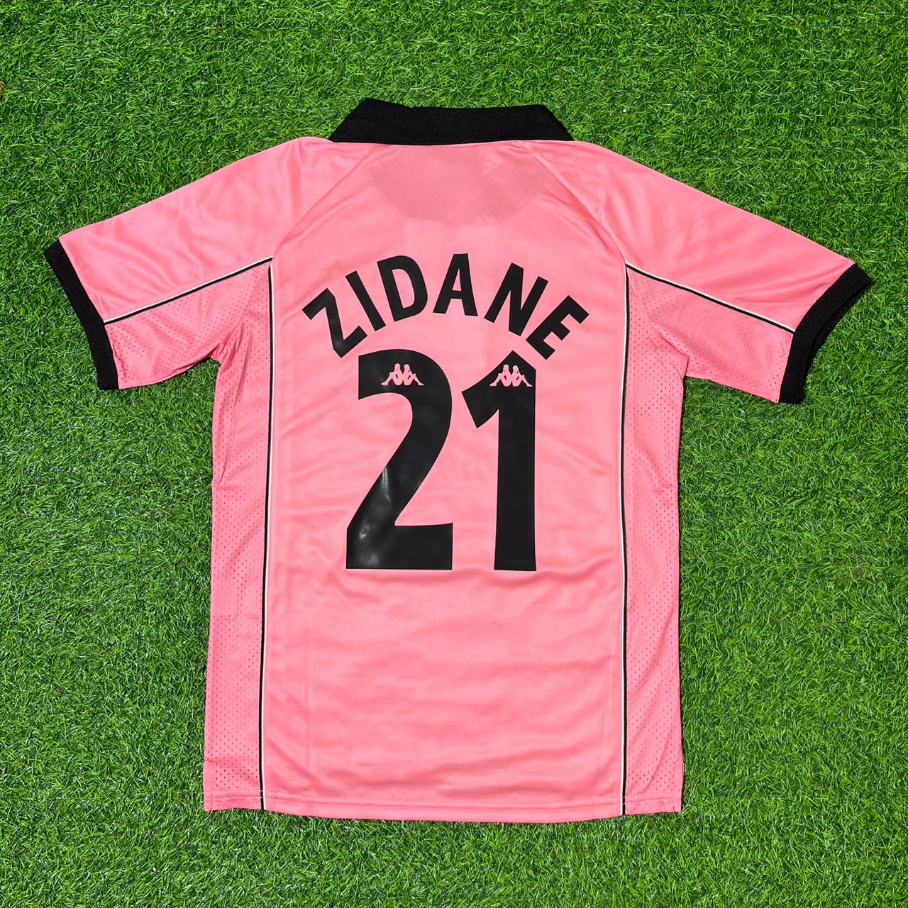 Zinedine Zidane – Juventus 1996-1998 Retro Rosa Trikot – | Trikot | Maillot