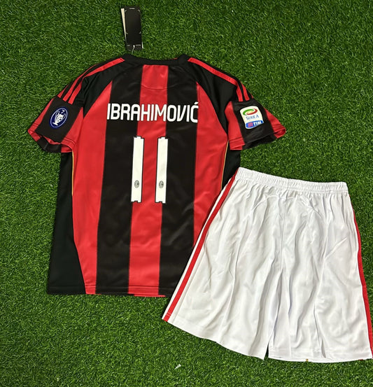 Ensemble maillot de football rétro Zlatan Ibrahimovic AC Milan pour enfant