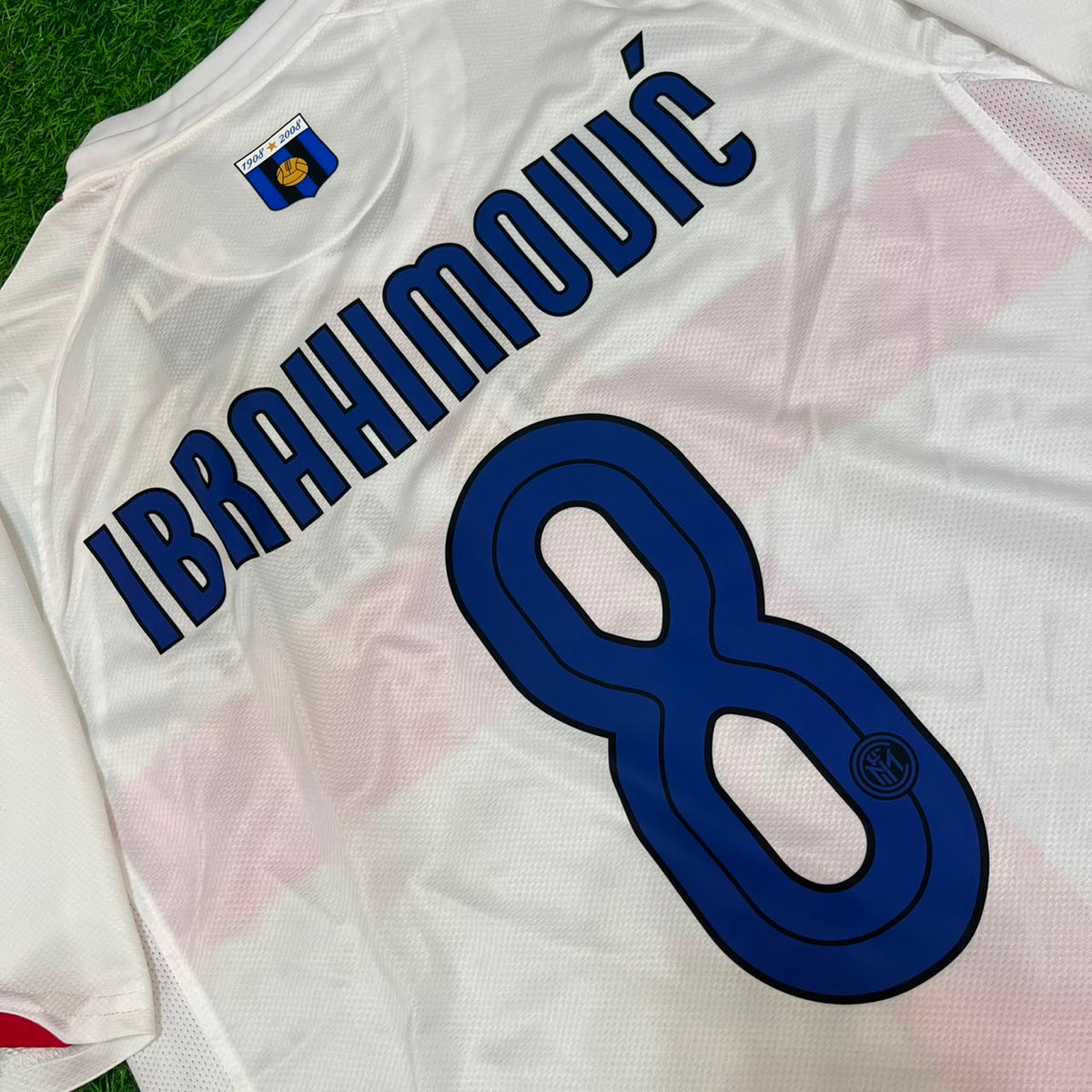 Zlatan Ibrahimović #8 Inter 2007- 2008 Season Away White Red Retro Jersey Trikot Maillot Maglia Soccer Shirt
