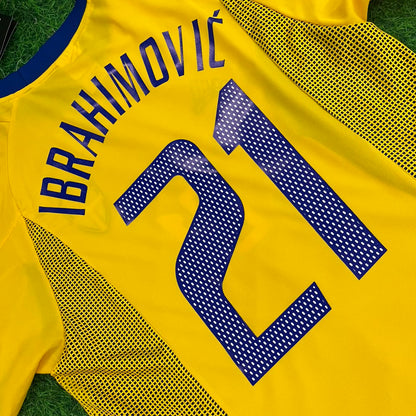 Zlatan Ibrahimovic Schweden 2002 Weltmeisterschaft Heim Gelb Retro Fußballtrikot Set